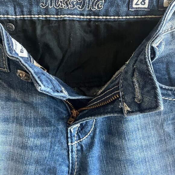 Miss Me Medium Wash Angel Wing Sparkly Skinny Jeans Size 28 Style JE533052L - Picture 8 of 14